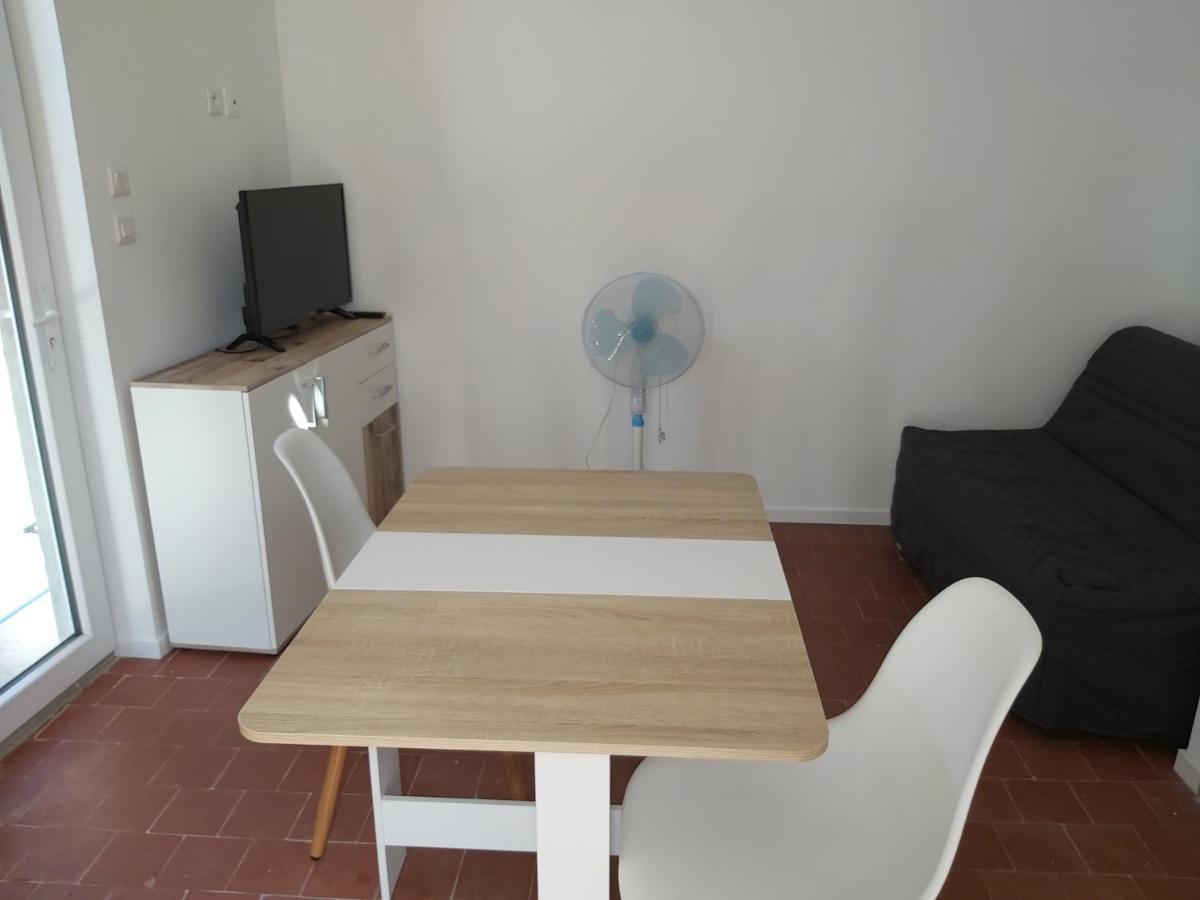 Maisonnette 40 M2 Pour 5 Personnes Paray-le-Monial Bagian luar foto